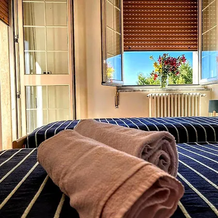 公寓 Bovalino Luxury Apartment