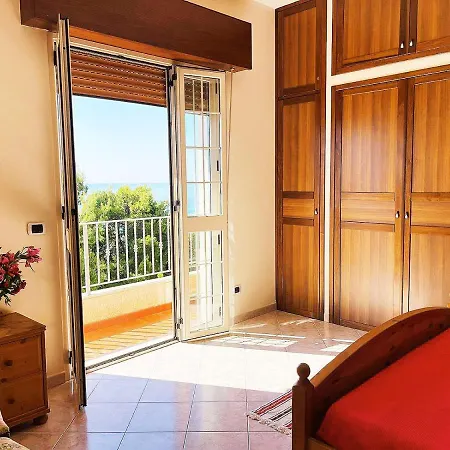 Bovalino Luxury Apartment